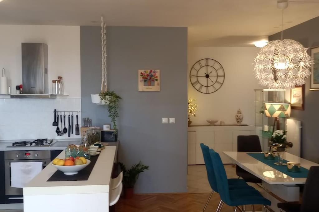 Apartment Pupila Solin Exterior foto